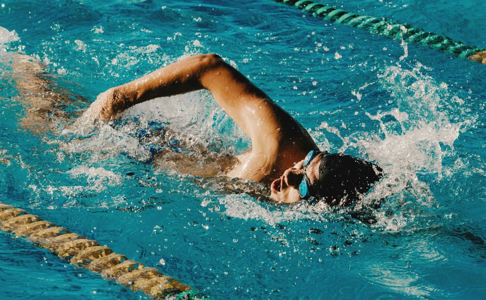 The Application of Retekess TT120 in the Swimming Training Center Scene