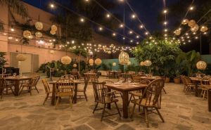 How Retekess Communication Devices Can Help Restaurants Thrive Amid the 2025 Tariff Storm doloremque